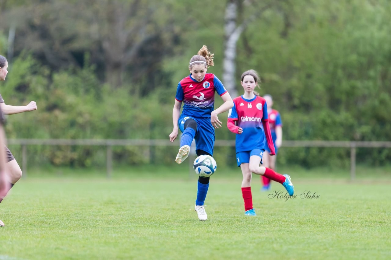 Bild 104 - wCJ VfL Pinneberg3 - St.Pauli : Ergebnis: 2:1